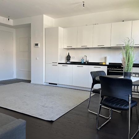 Luxury Waterfront Apartment Berlijn Buitenkant foto