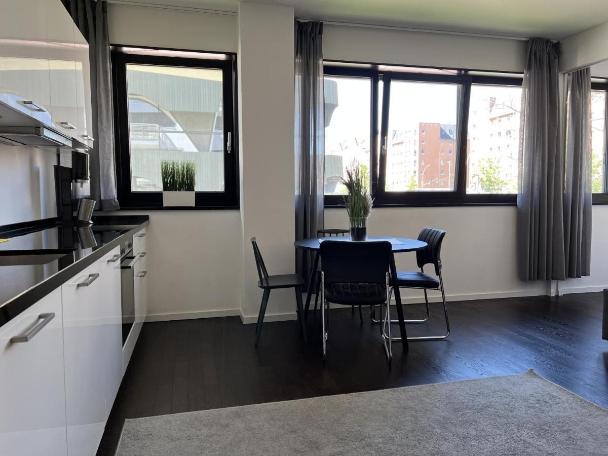 Luxury Waterfront Apartment Berlijn Buitenkant foto