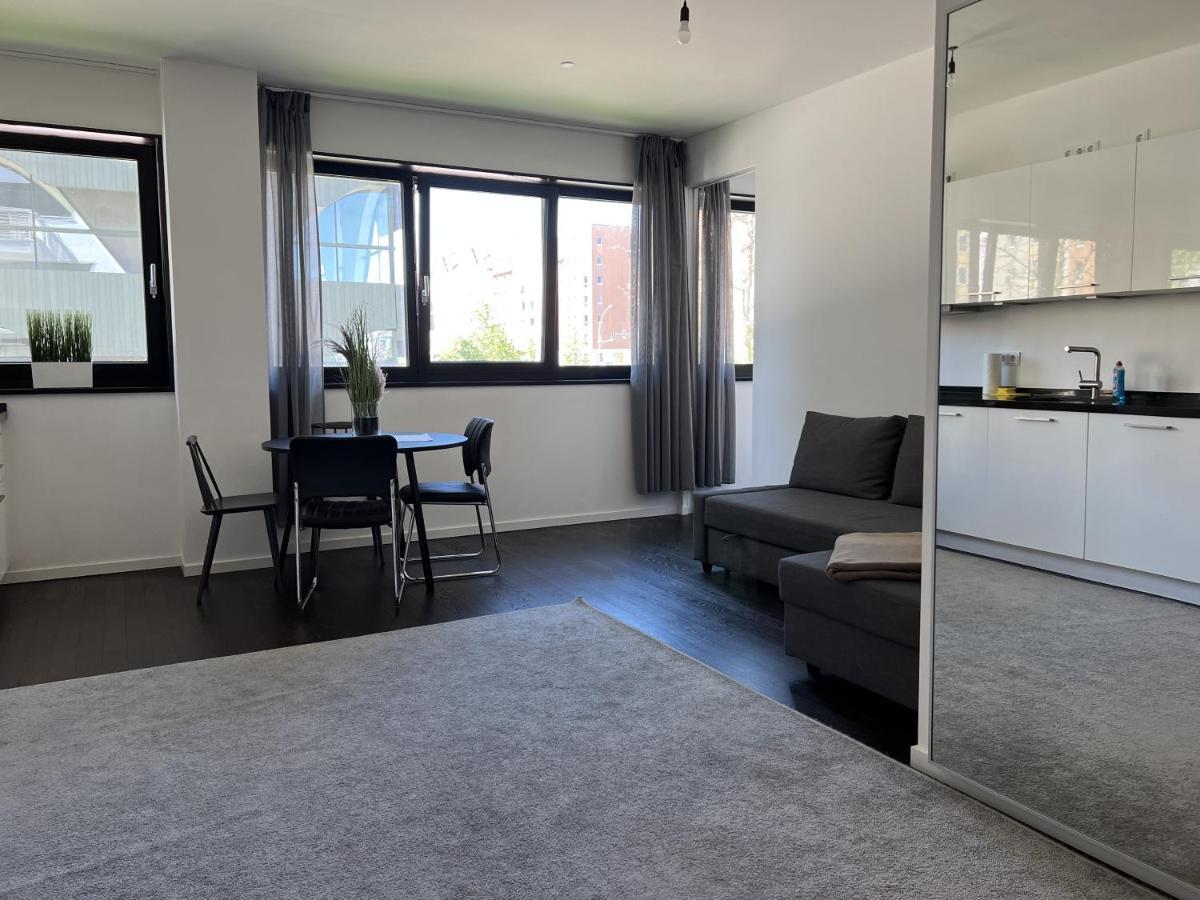 Luxury Waterfront Apartment Berlijn Buitenkant foto